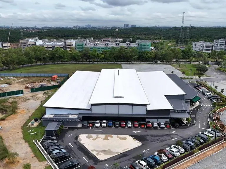 Bahagian luar Ancubic PickleClub di Ancubic Harmoni