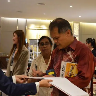 Majlis Makan Malam Penghargaan Pelanggan UOB — 9